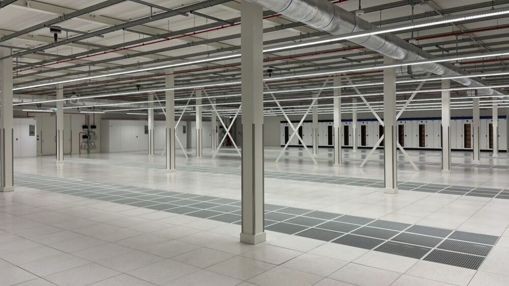 AMS10, Amsterdam